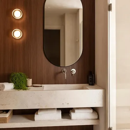 Naman Hotellerie - Condotti 4*