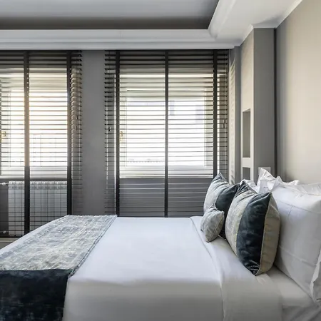 Naman Hotellerie - Condotti 4* Řím