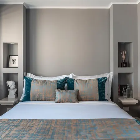 Penzion Naman Hotellerie - Condotti 4*