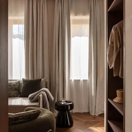 Naman Hotellerie - Condotti 4* Roma