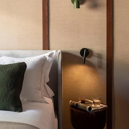 Naman Hotellerie - Condotti 4*