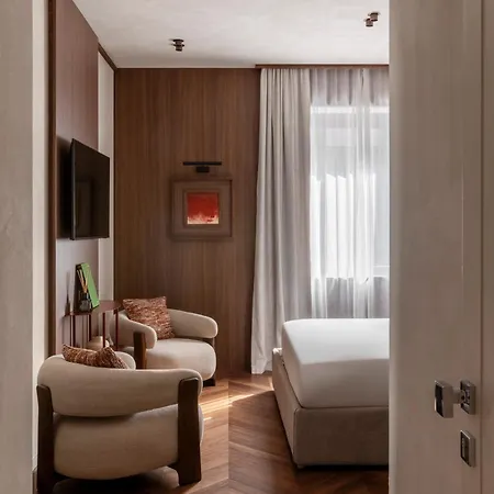 Naman Hotellerie - Condotti Affittacamere