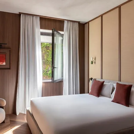 Naman Hotellerie - Condotti 4* Roma